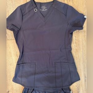 Cherokee Scrub Set